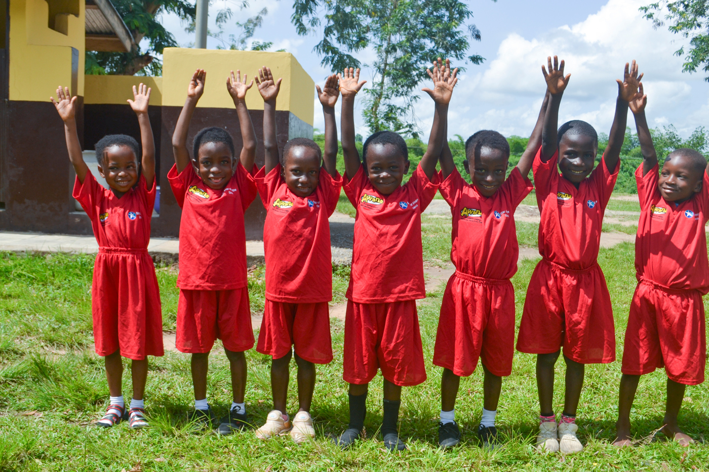 Ja,Se vårt fantastiska Awana-arbete världen över.